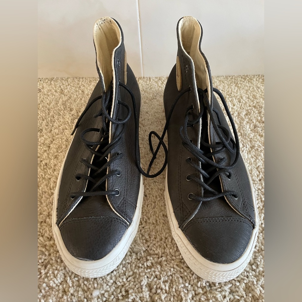 Converse Chuck Taylor Leather - Picture 1 of 4